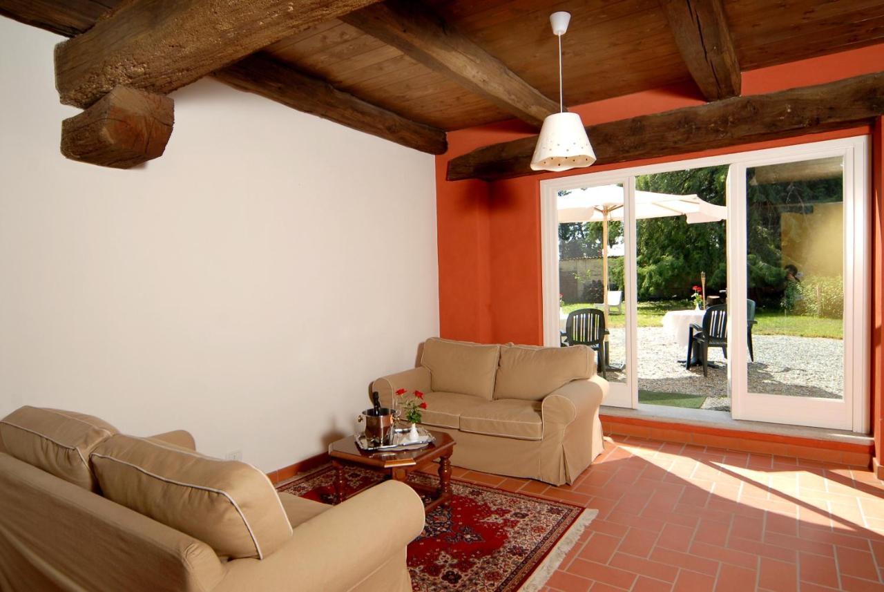 Agriturismo Camisassi ซาลุซโซ ภายนอก รูปภาพ